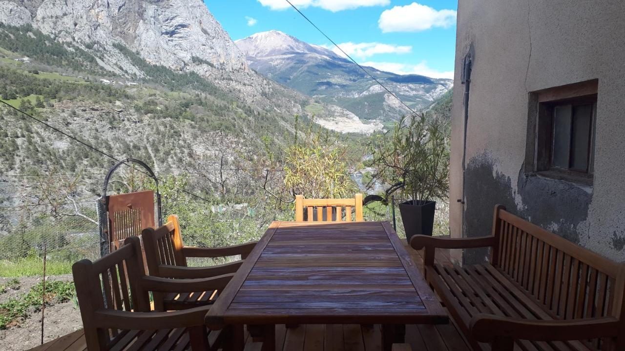 Le Verger Apartment Le Martinet  ภายนอก รูปภาพ